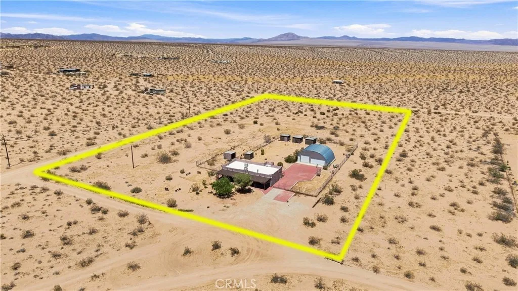 main property photo 6