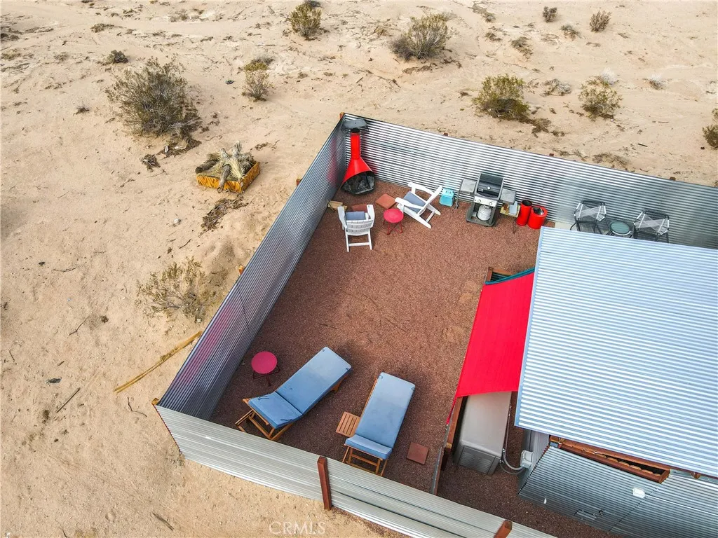 main property photo 34