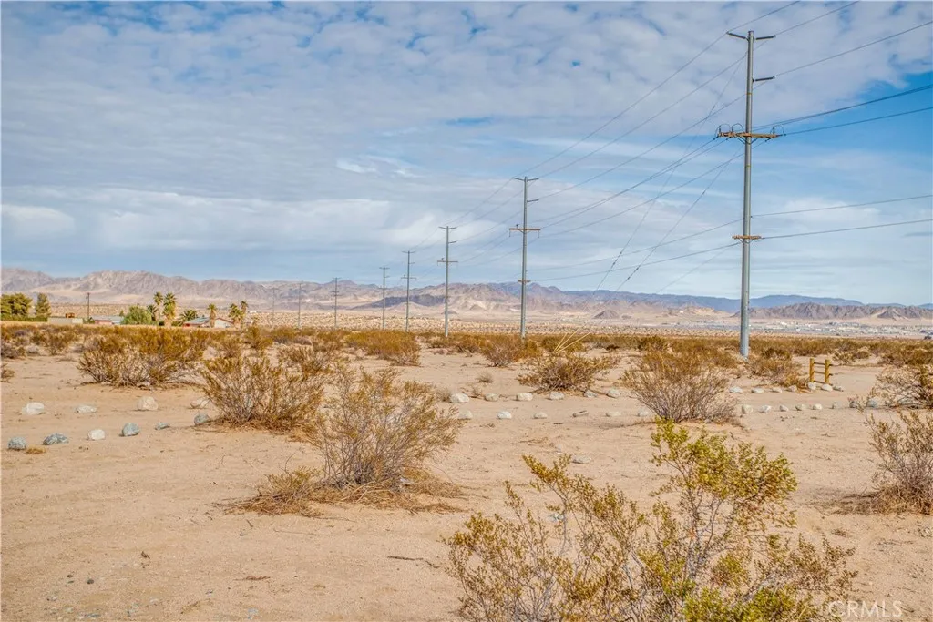 main property photo 37