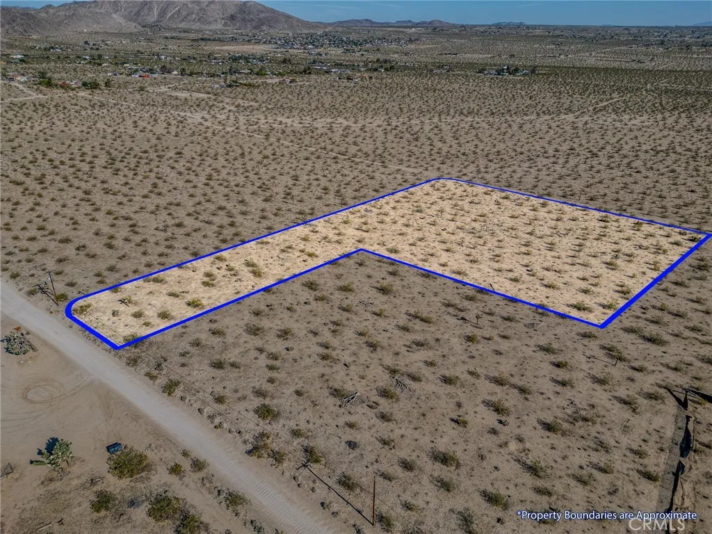 main property photo 12