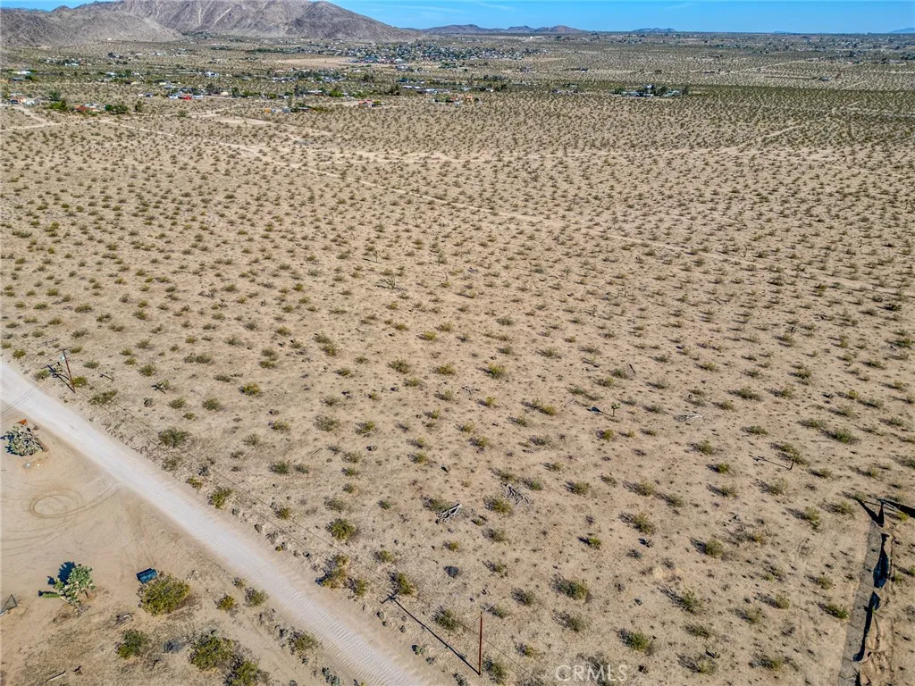 main property photo 13