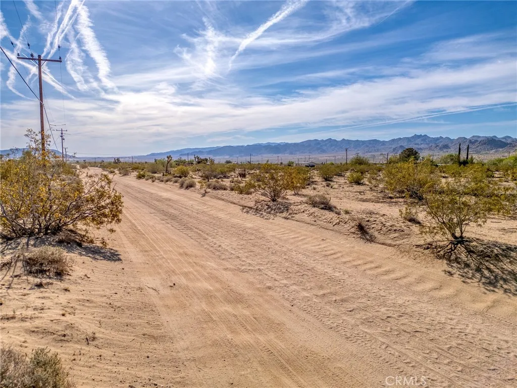 main property photo 17