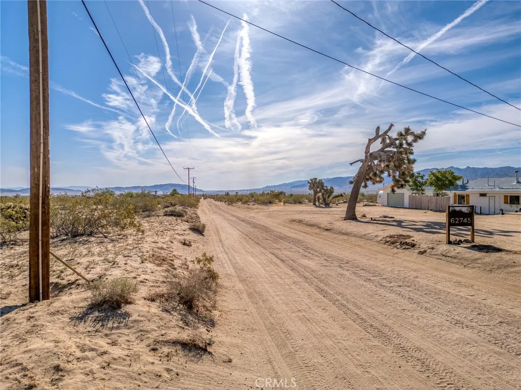 main property photo 20