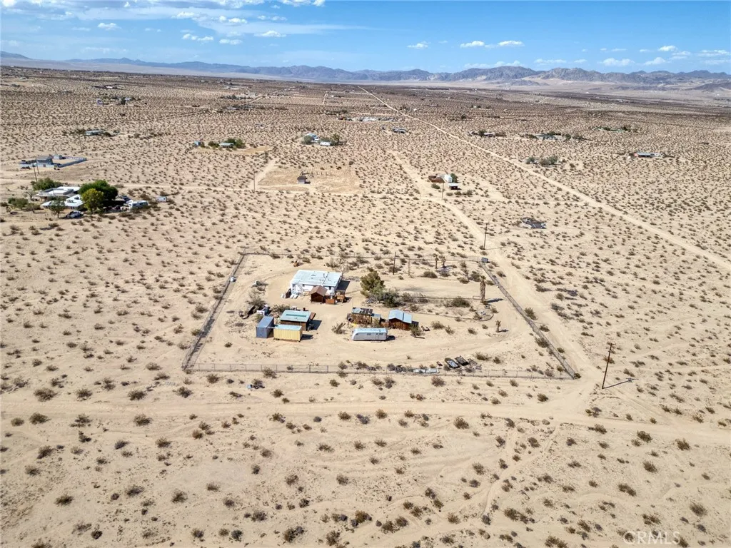 main property photo 31