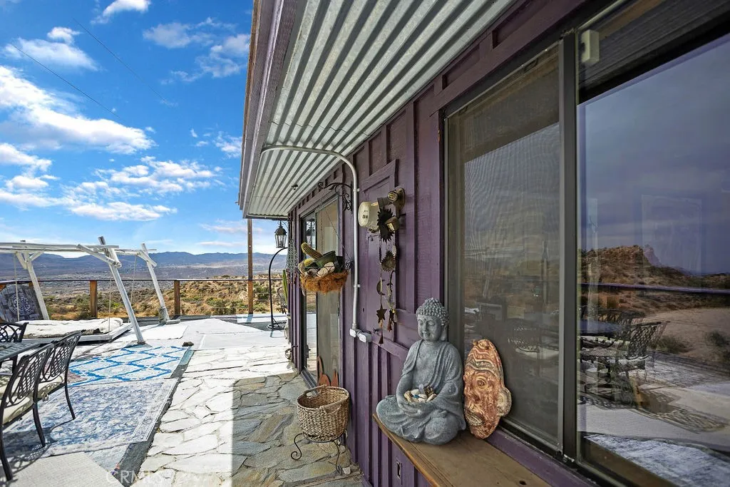 main property photo 25