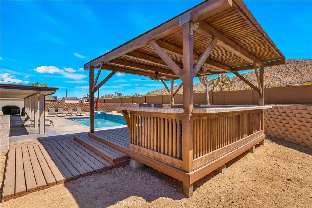 main property photo 41