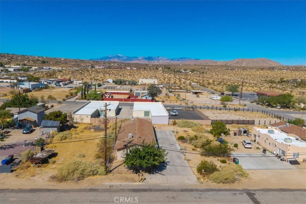 main property photo 17
