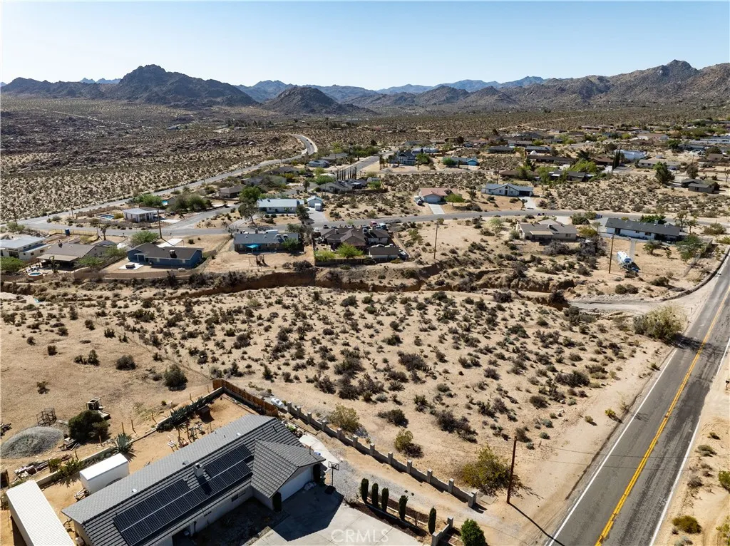 main property photo 7