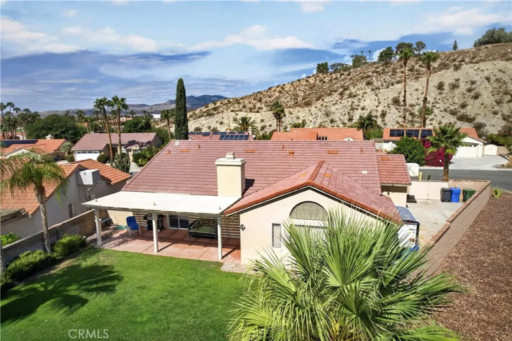 main property photo 45