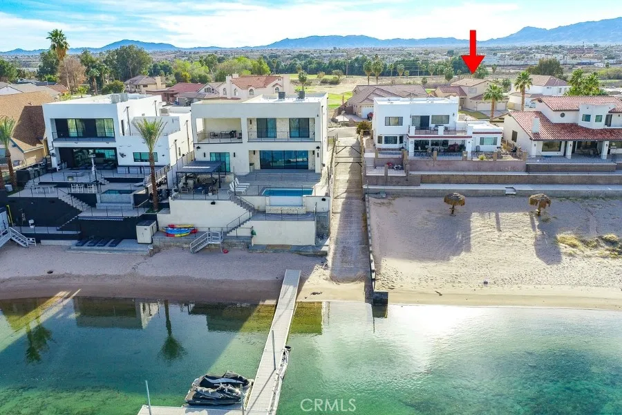 main property photo 6