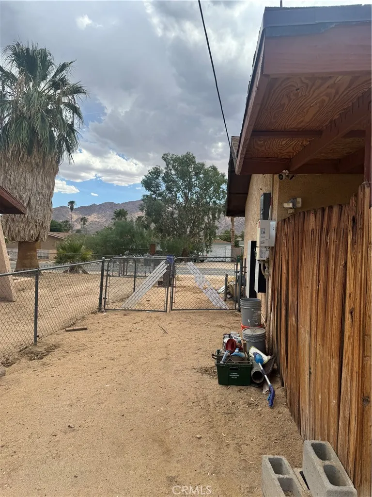 main property photo 27