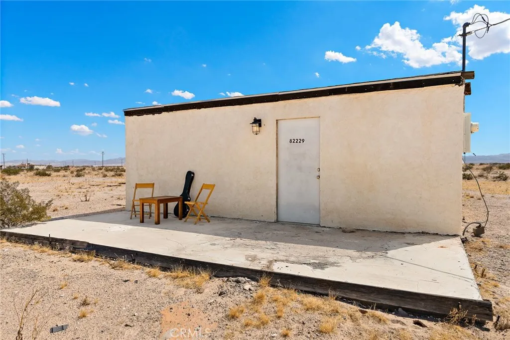 main property photo 4