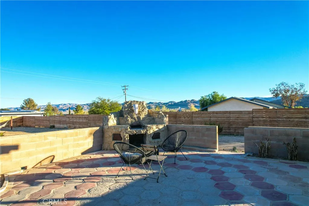 main property photo 41
