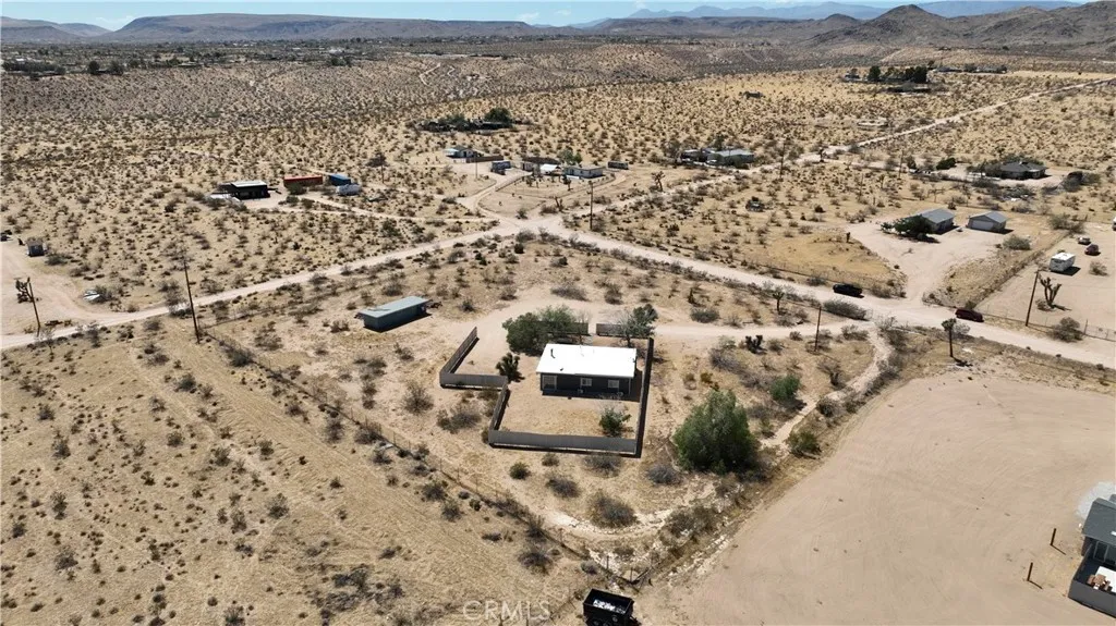 main property photo 41