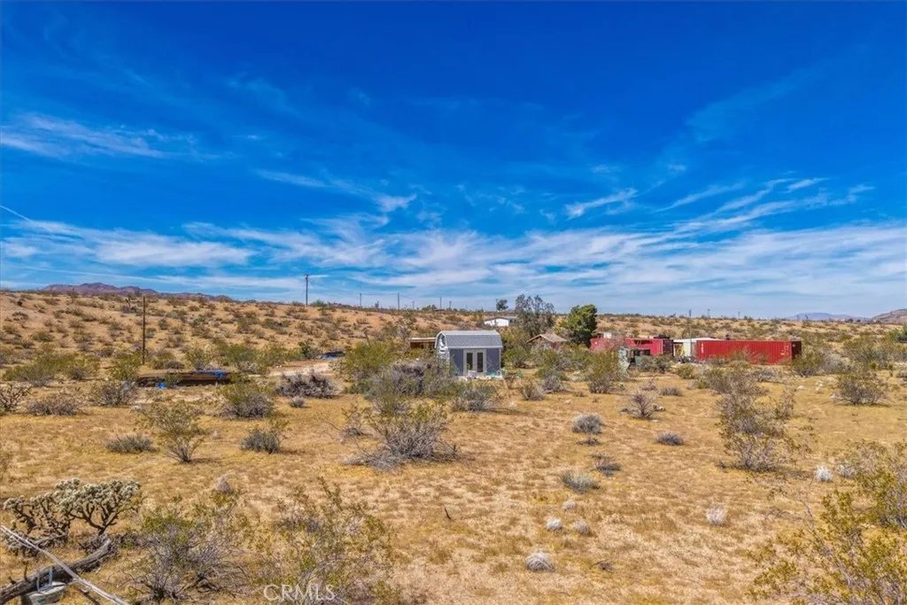 main property photo 32