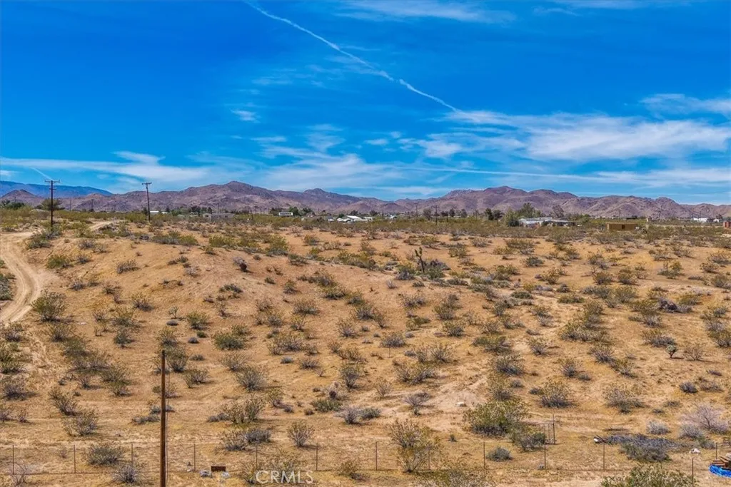 main property photo 33
