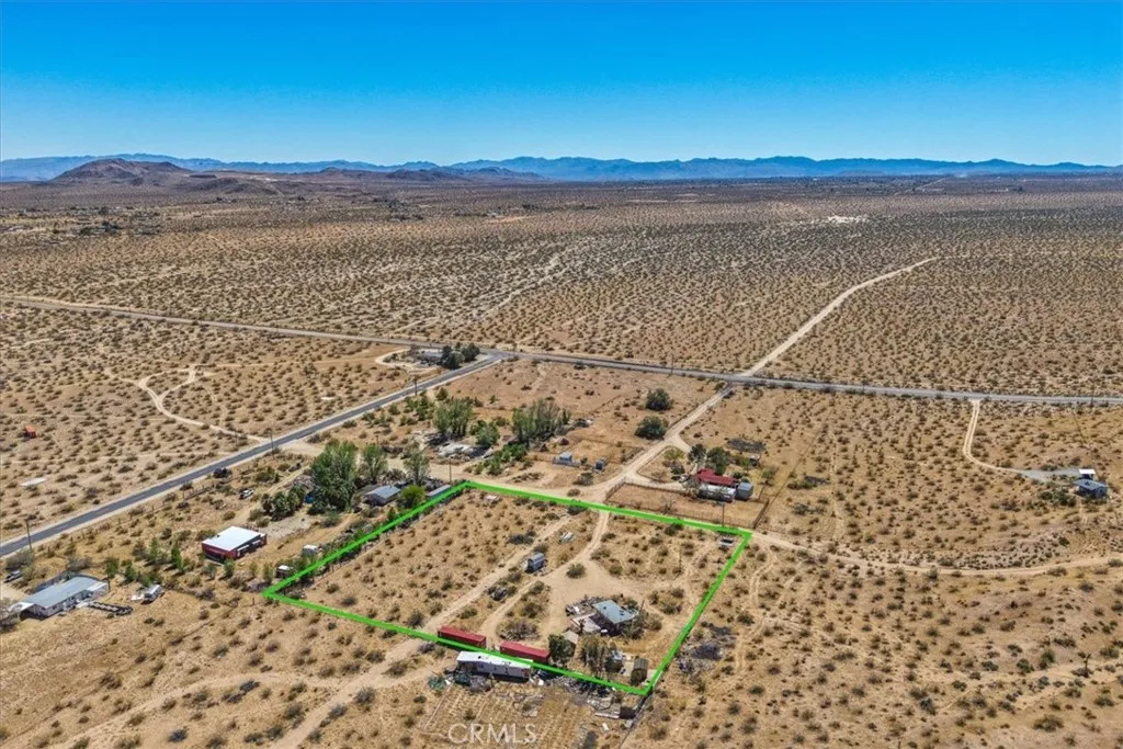 main property photo 40