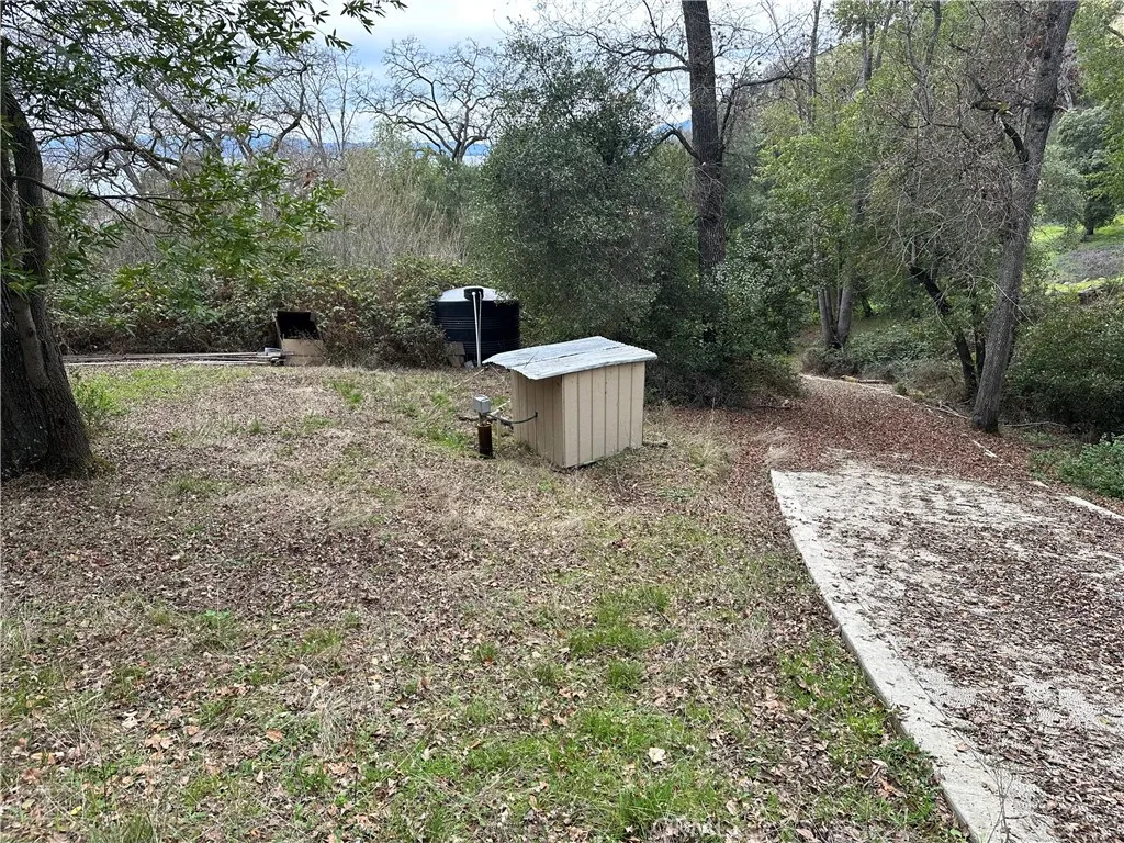 main property photo 12