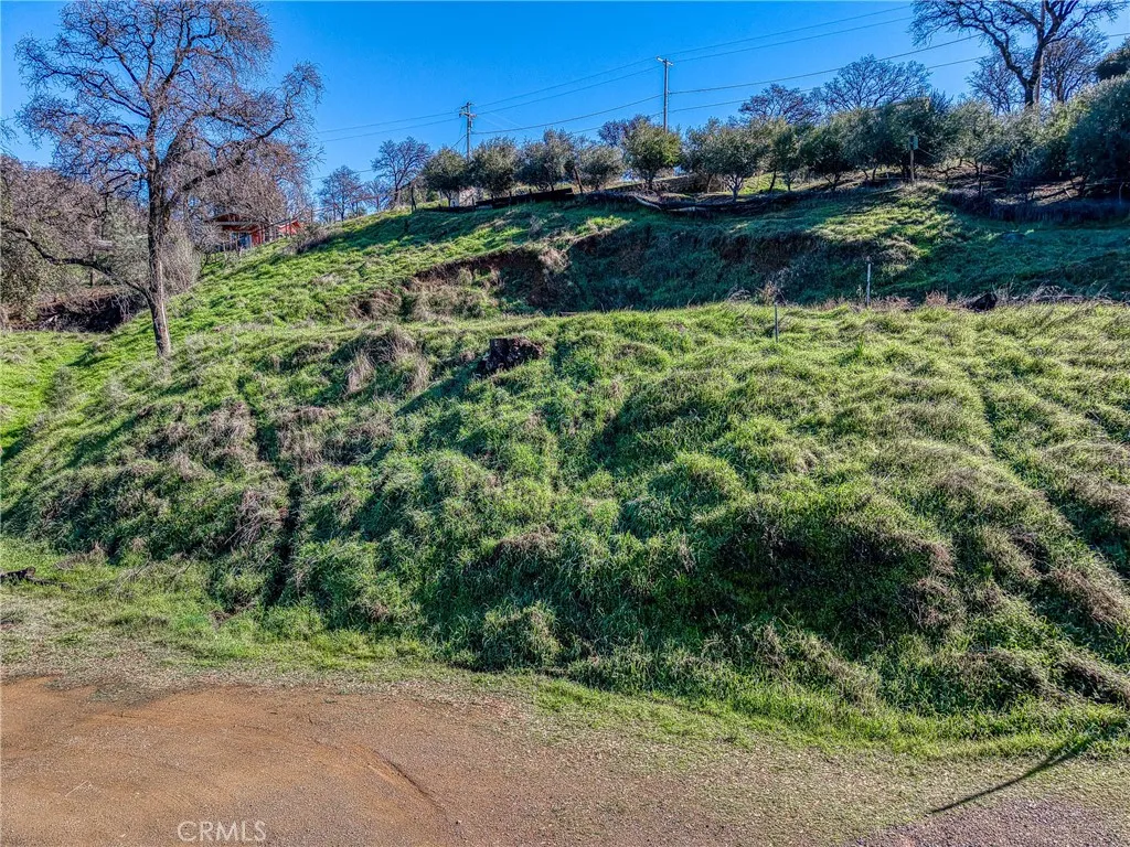 main property photo 10