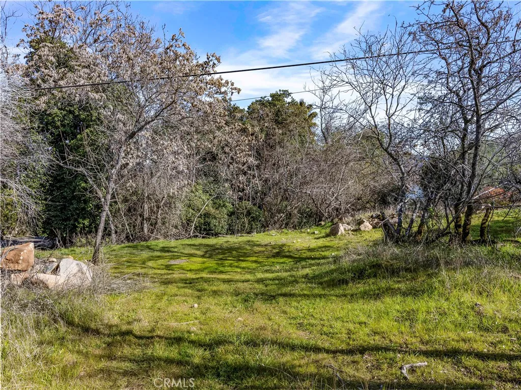 main property photo 12