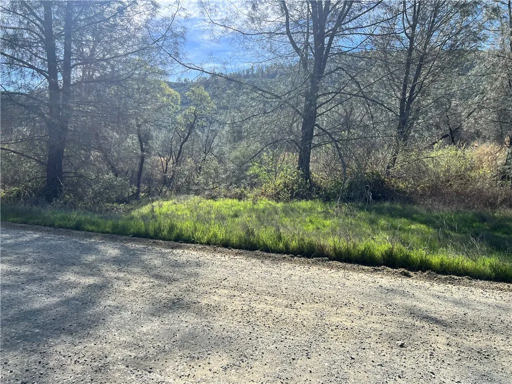 main property photo 14