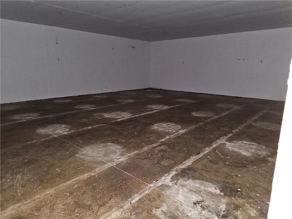 main property photo 58