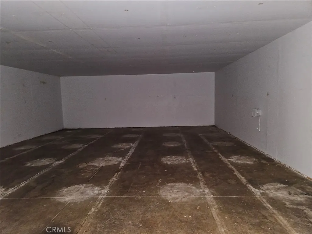 main property photo 61