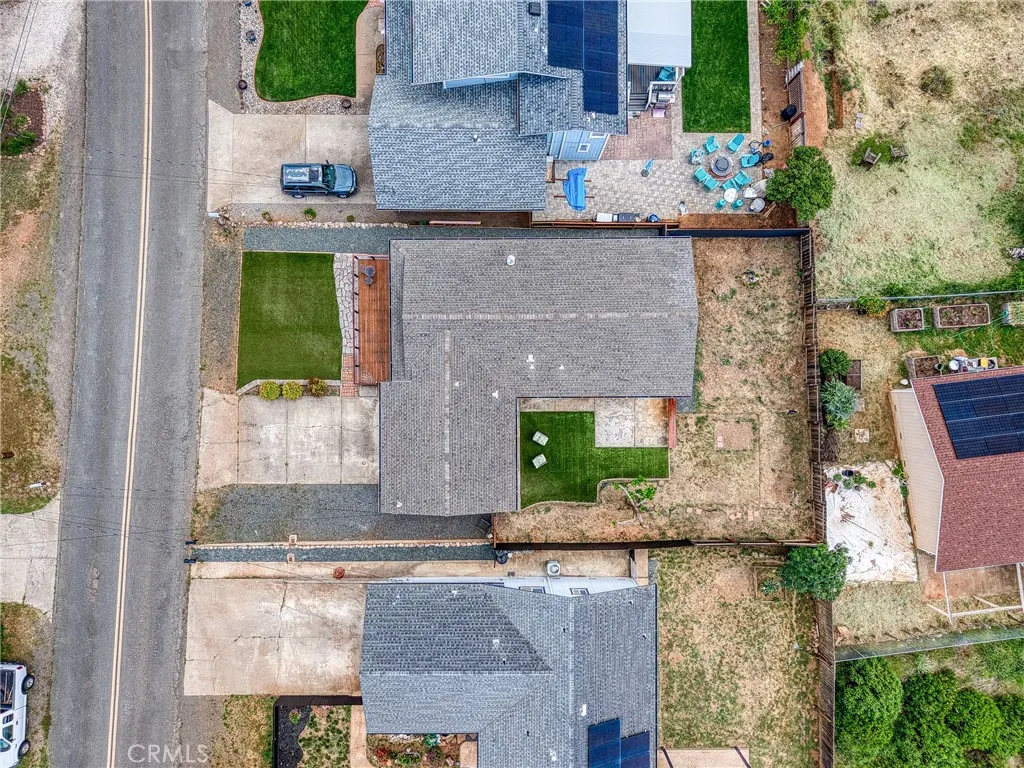main property photo 32