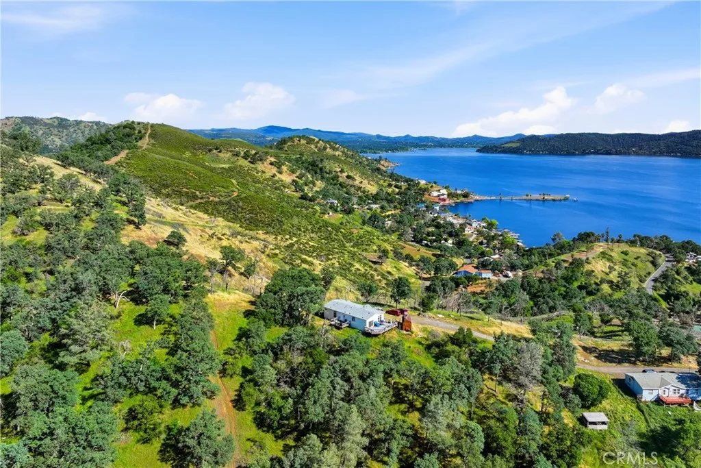 main property photo 29