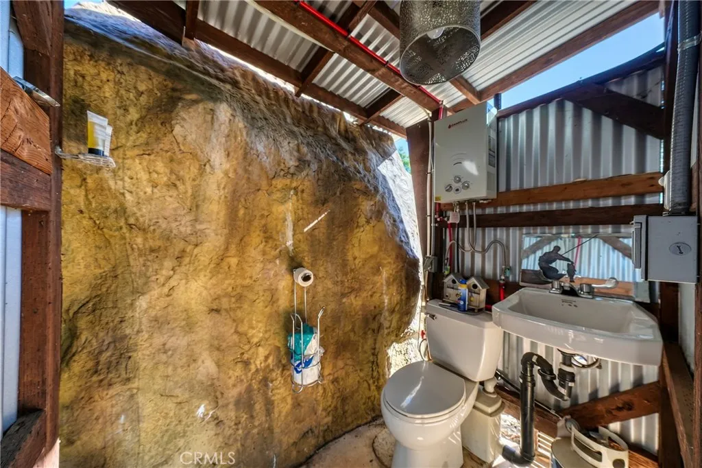 main property photo 61