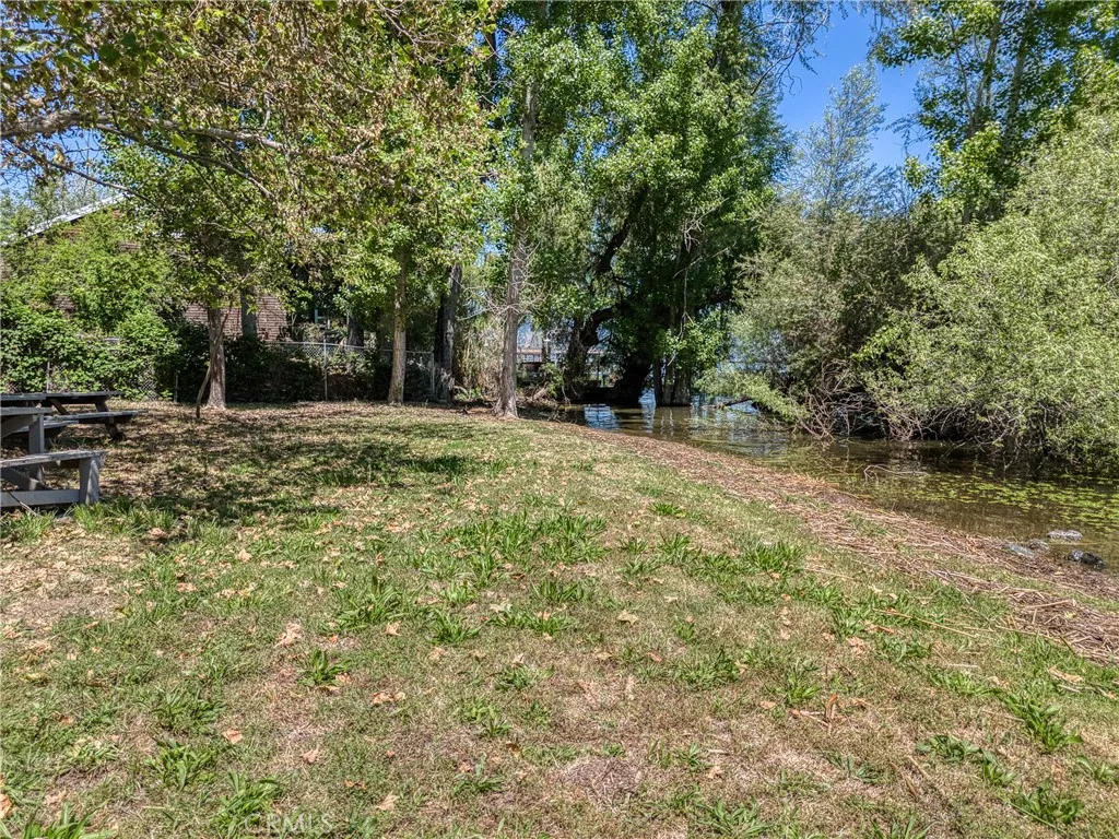 main property photo 17