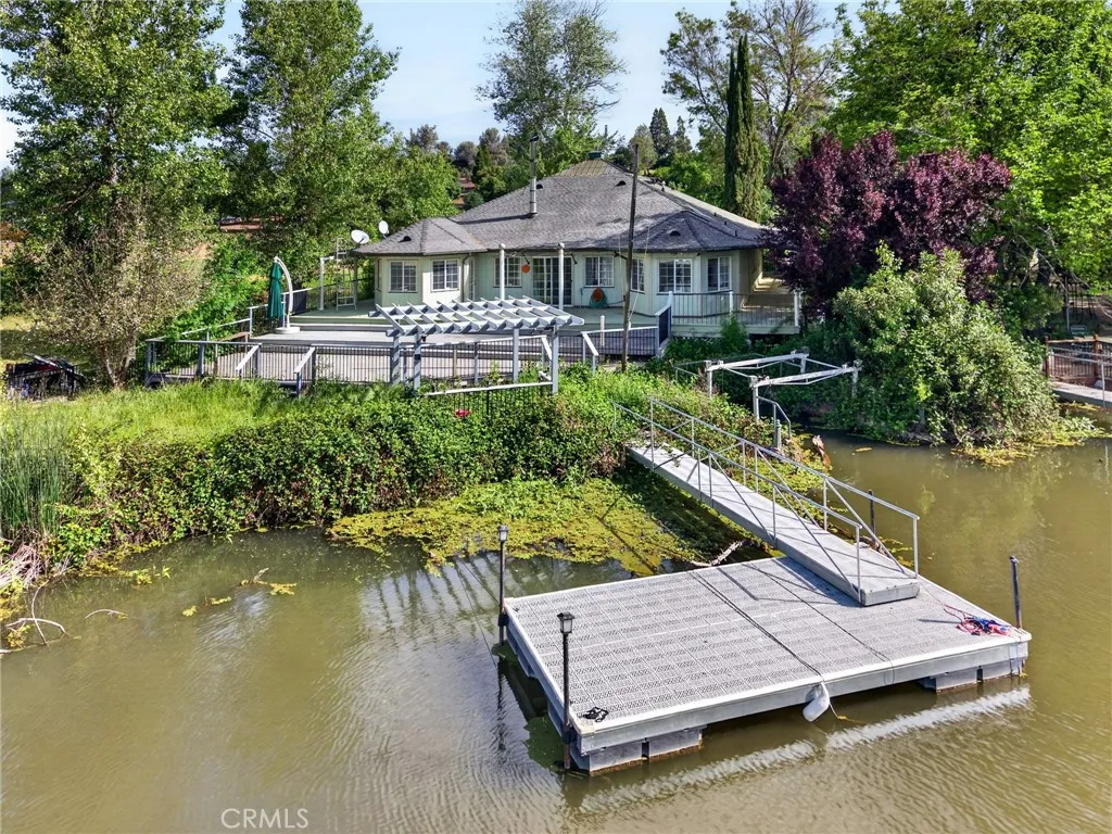 main property photo 37