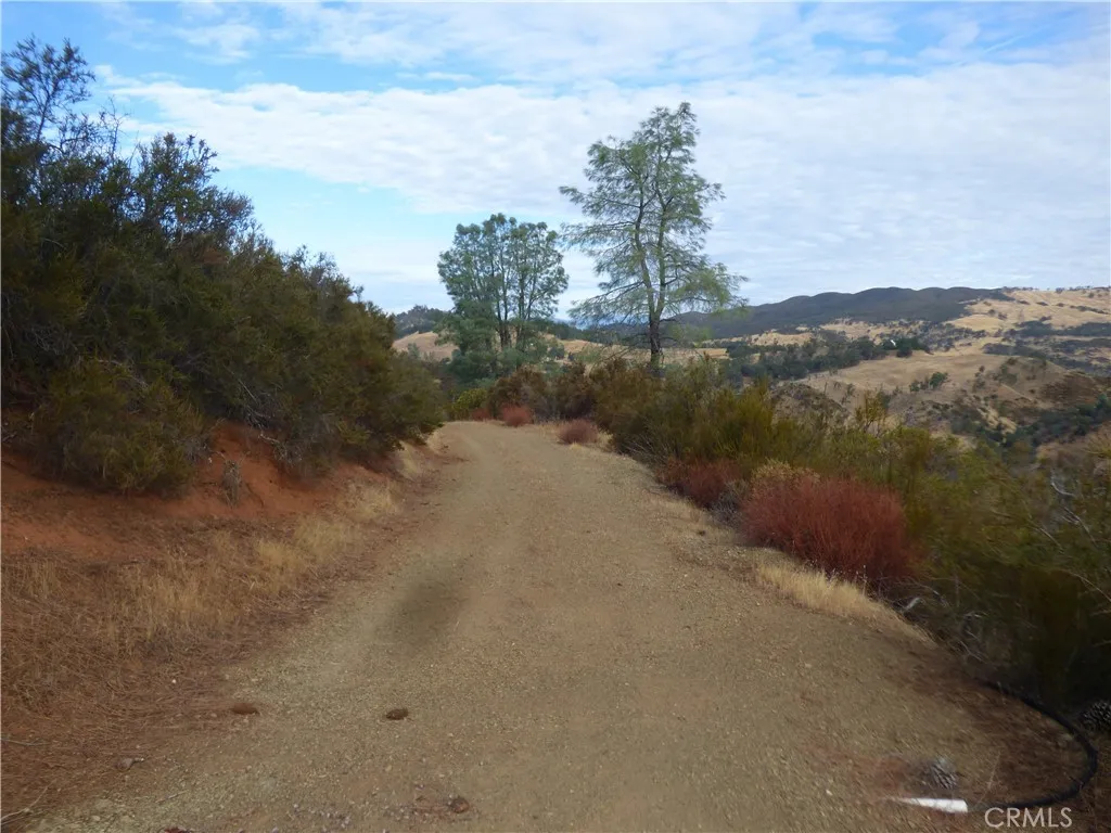 main property photo 9
