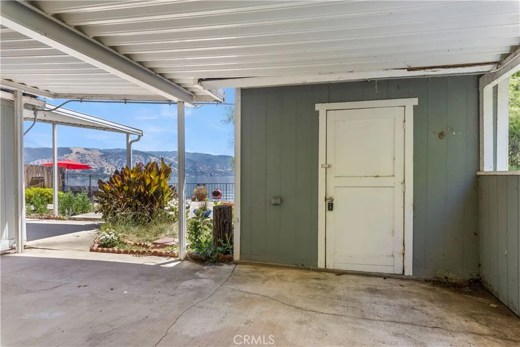 main property photo 30