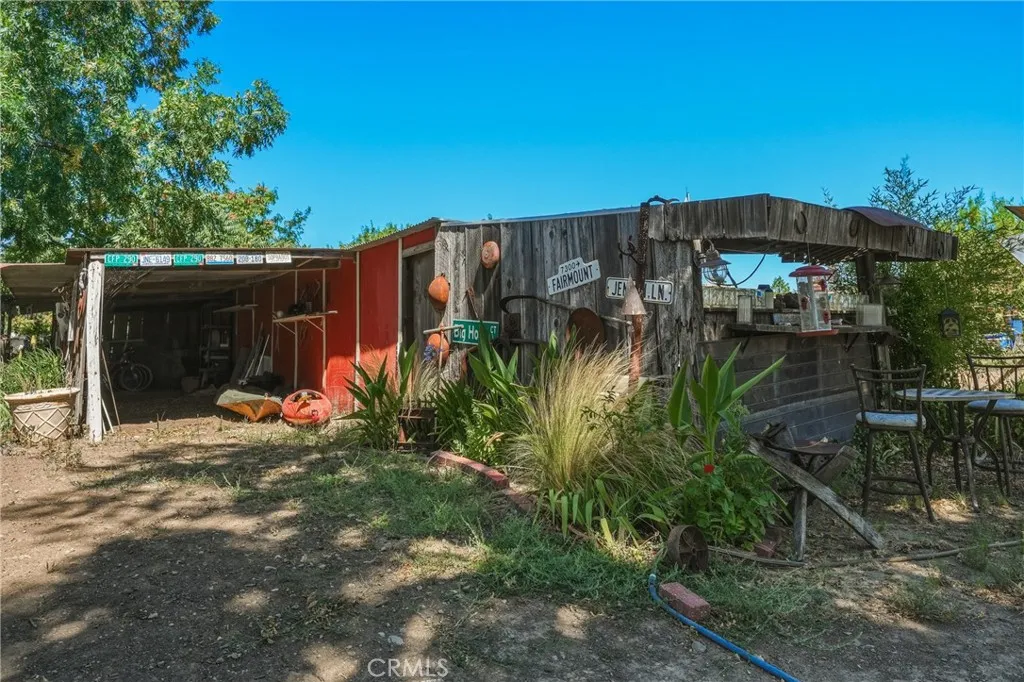 main property photo 51