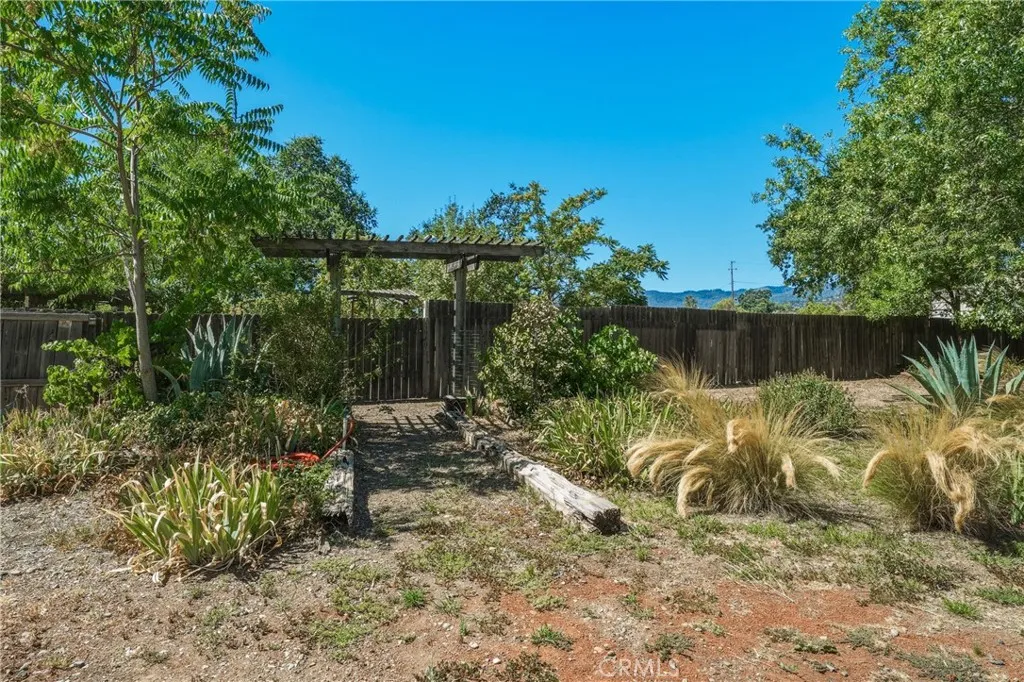main property photo 67