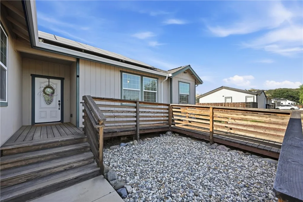 main property photo 27