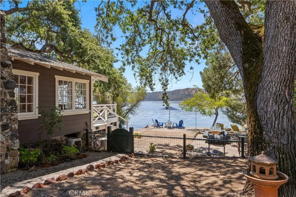 main property photo 29