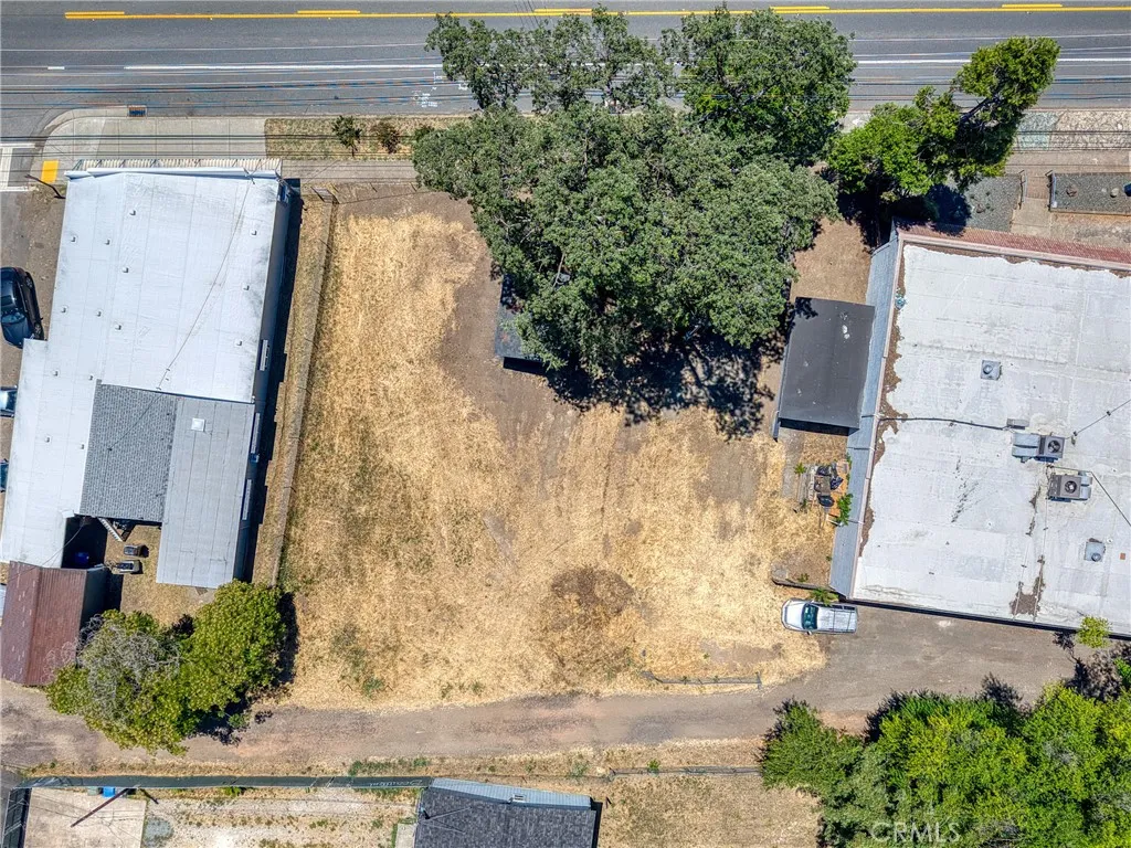 main property photo 31