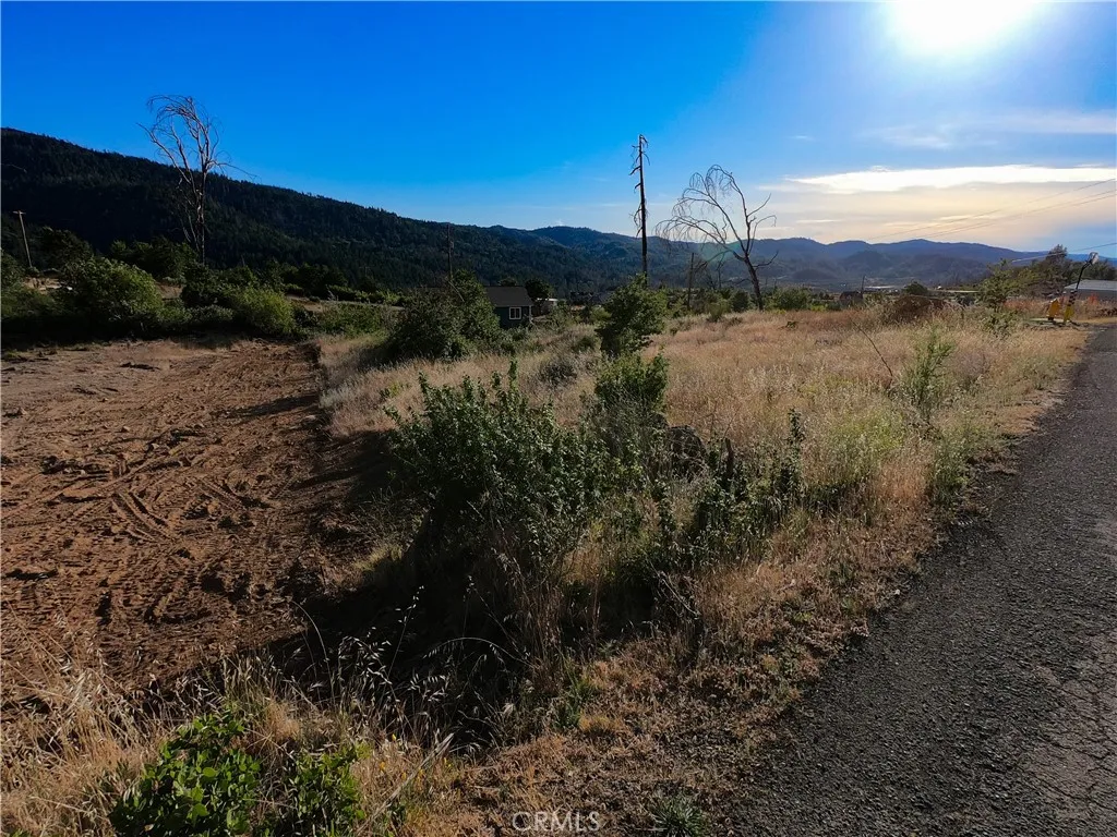 main property photo 17
