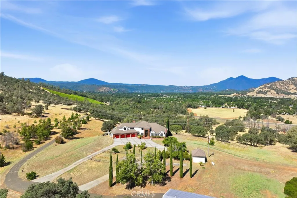 main property photo 74