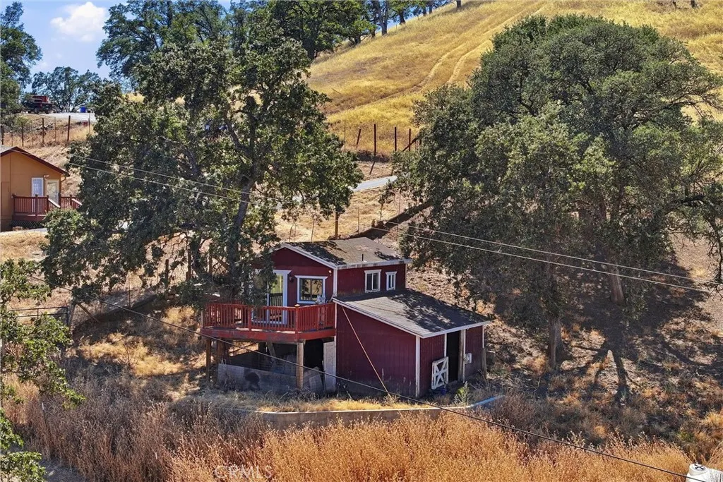 main property photo 51