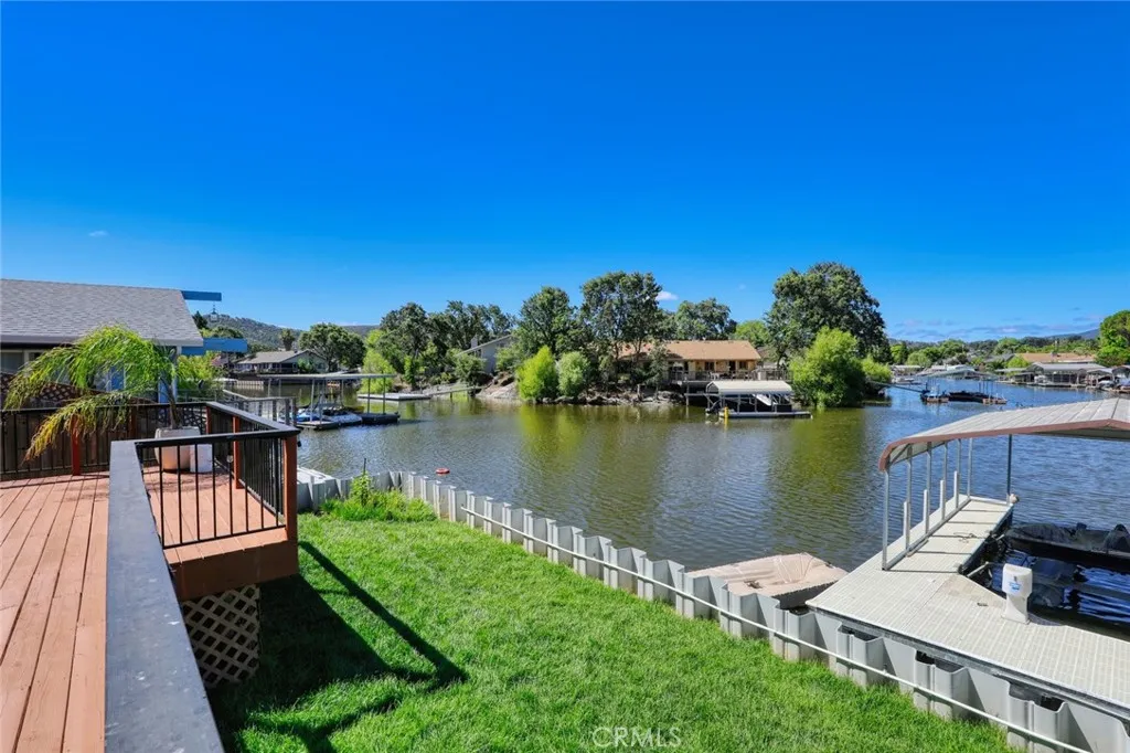 main property photo 17