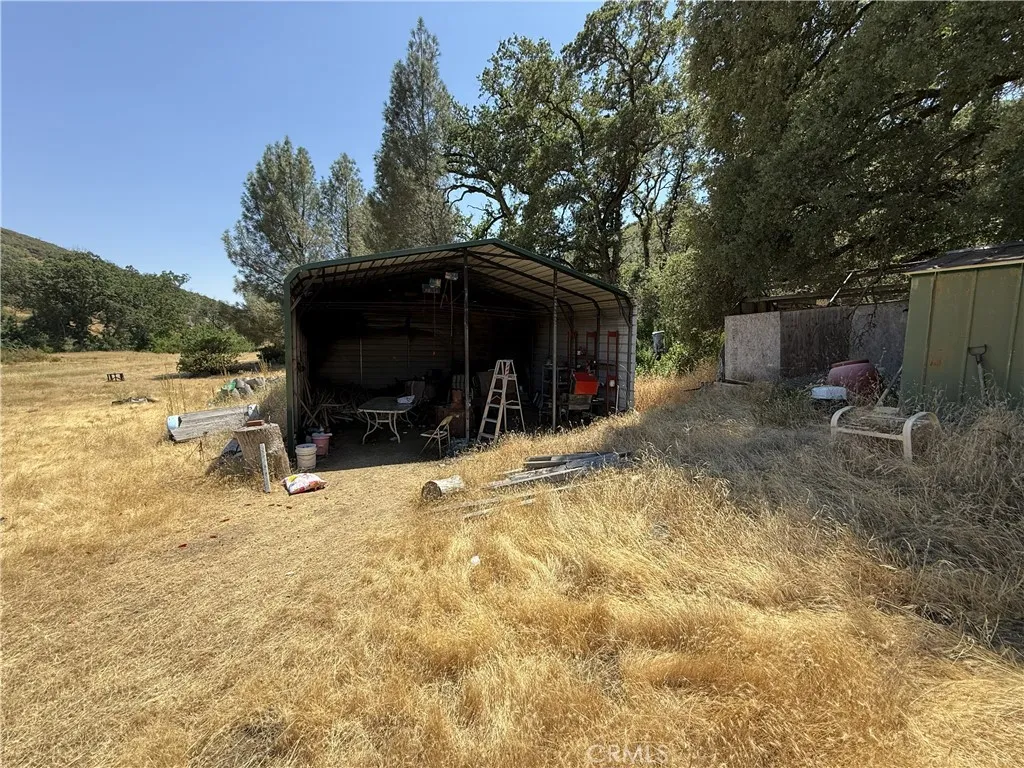 main property photo 12