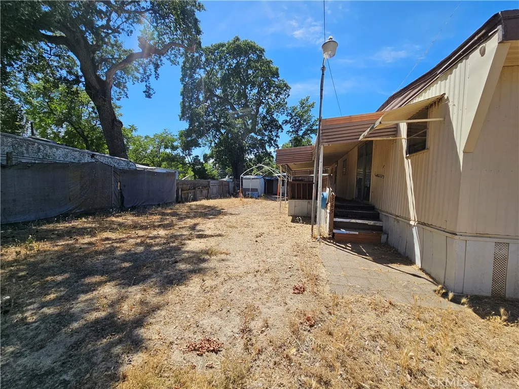 main property photo 25