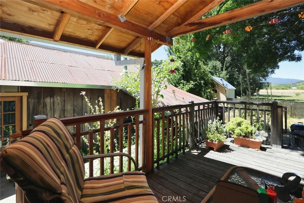 main property photo 14