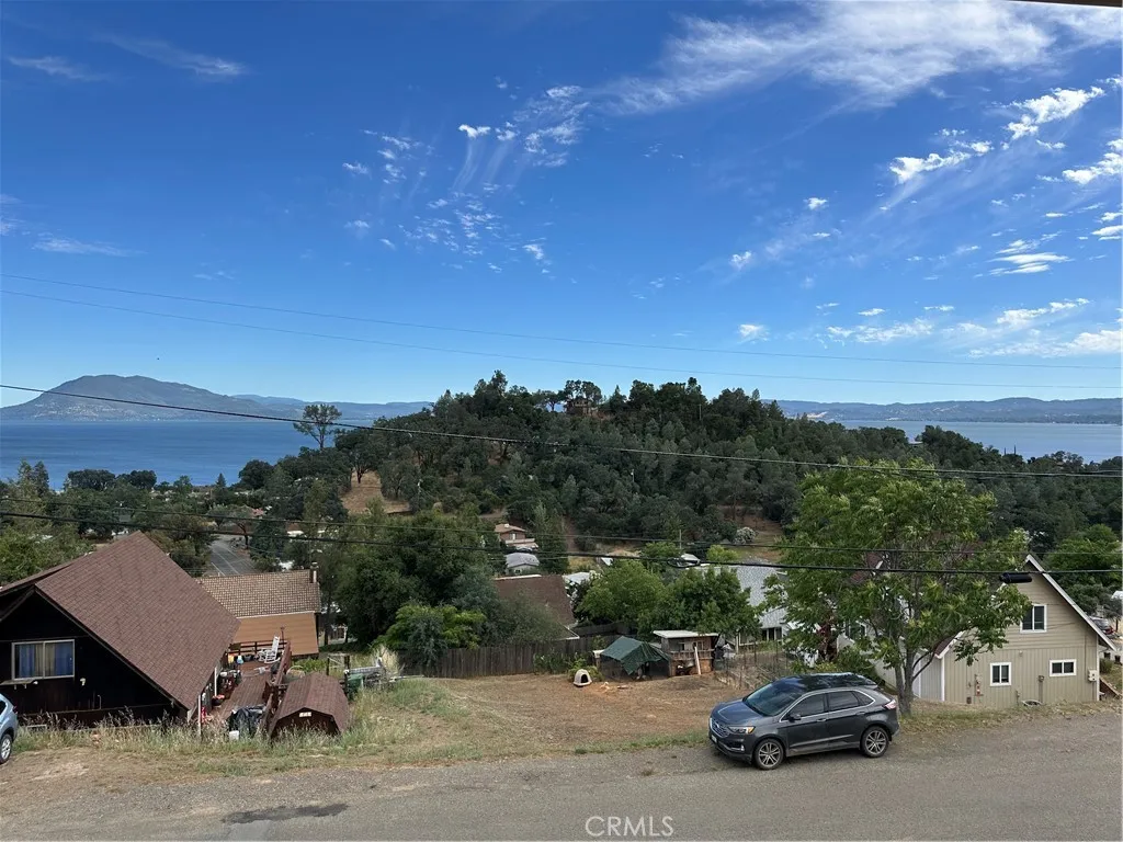 main property photo 50