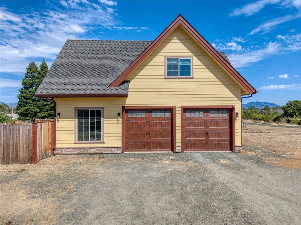main property photo 62
