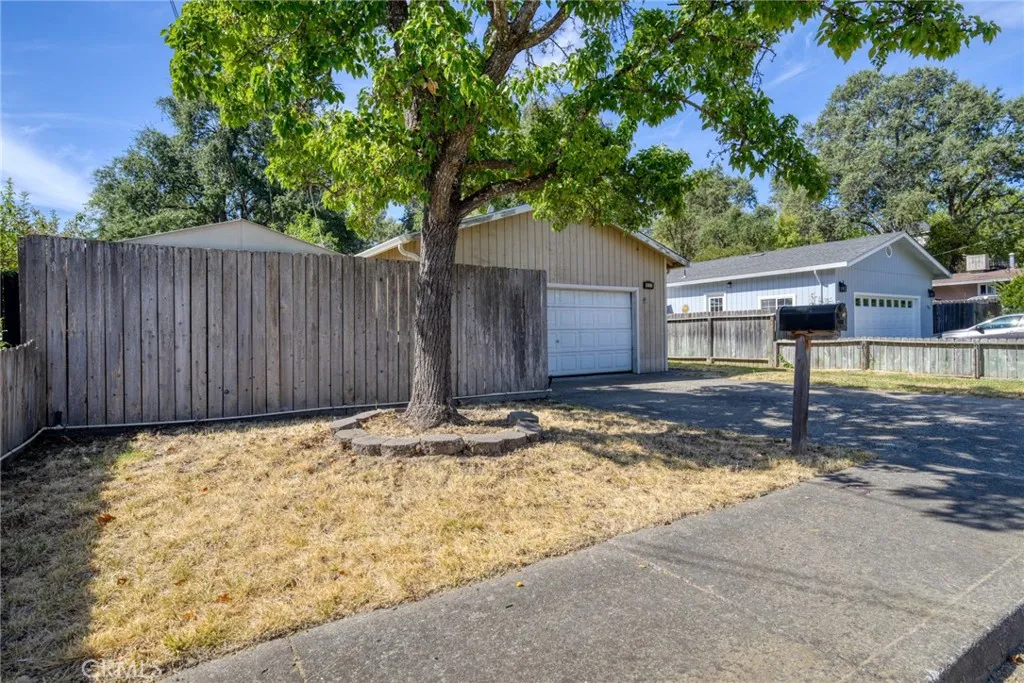 main property photo 61