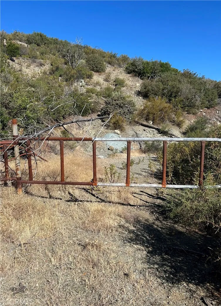 main property photo 11